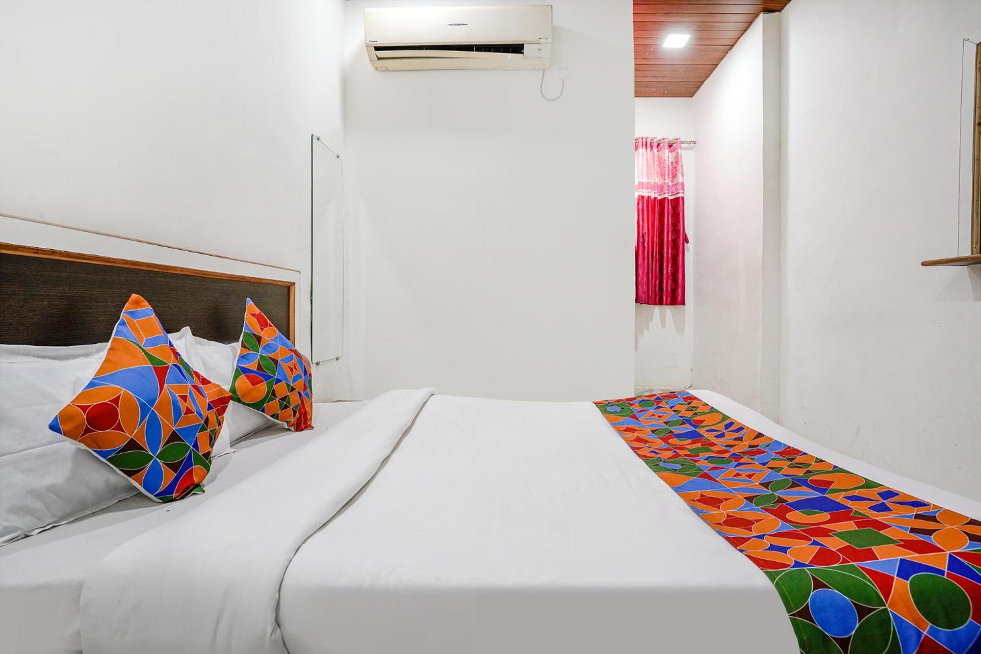 Fabexpress Sai Lodging I - Nr Nashik Railway Station المظهر الخارجي الصورة