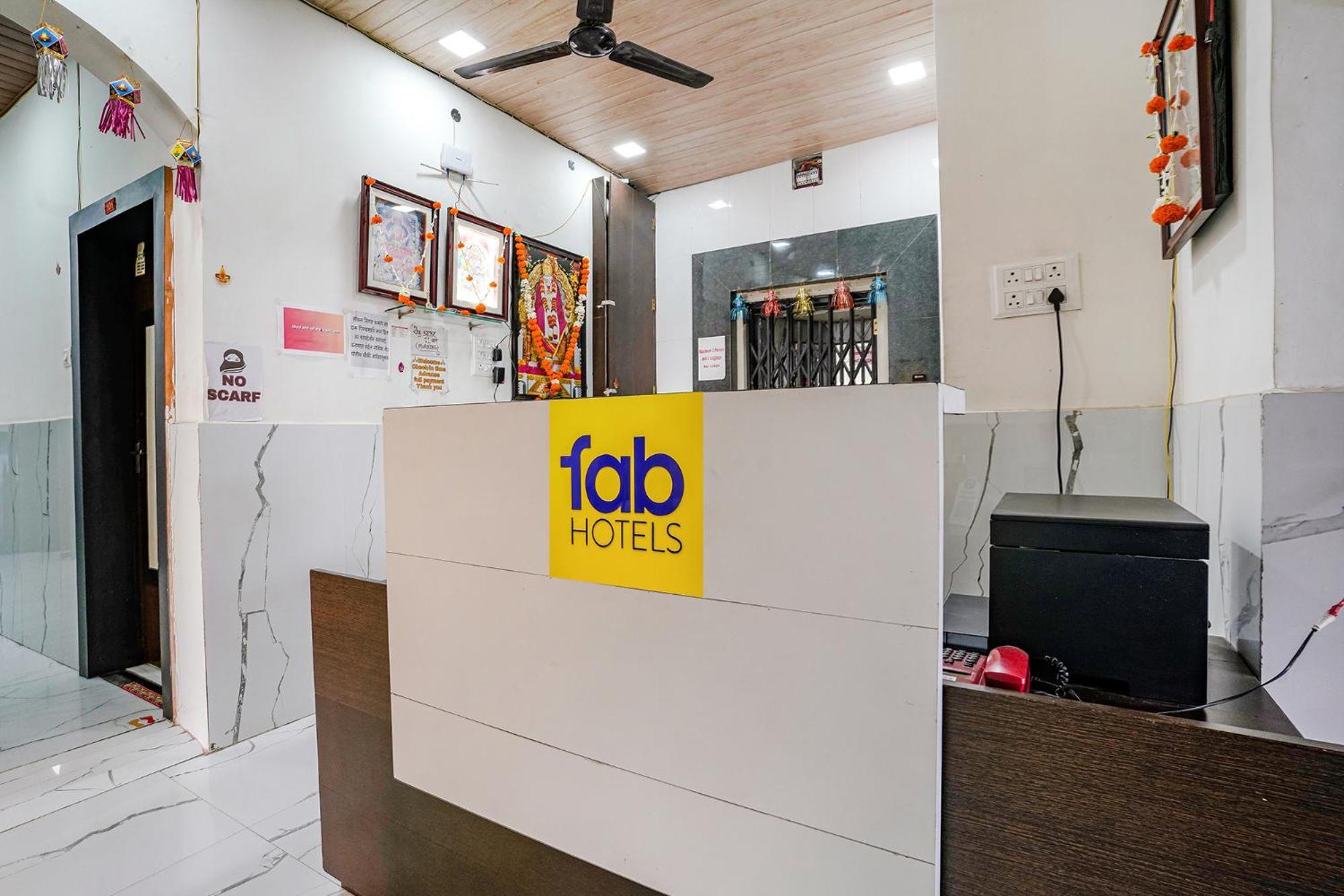 Fabexpress Sai Lodging I - Nr Nashik Railway Station المظهر الخارجي الصورة